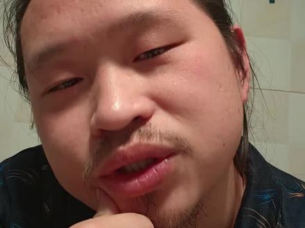 只要你张嘴说话发表观点,就会有人支持你,有人反对你,哪怕你不站任何立场。也会有人喷你墙头草,立场不坚定,所以,…#内容过于真实 #人生感悟 #创业 #文乐语录 #文乐元君