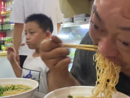 不得不说孩子是真的成长的 也明白了谁才是对她好的人 #胖龙的小生活