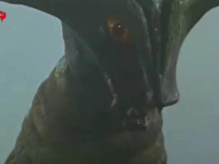 杰克奥特曼初次发挥一打二的实力