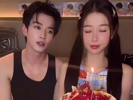 朝朝你又在哪里闯祸呢,我笑的好崩溃#虞书欣#双轨#姜暮#何与 #靳朝