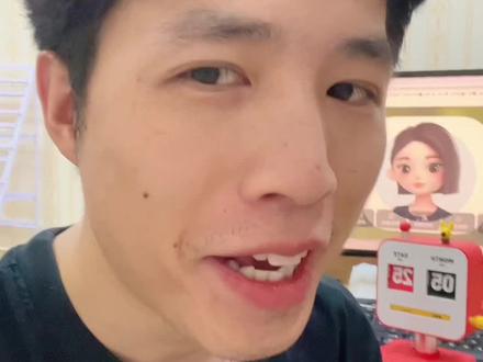 建议把这几个提示词焊死在电脑机箱,10秒钟!把 3000 字杂乱文档变成高级汇报 PPT
#ppt制作 #AI做ppt #ppt提示词 #豆包 #AI制作PPT