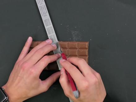 巧克力可以“无限吃”?为何巧克力切上三刀,就能凭空多出一块?