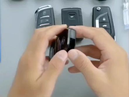 丰田汽车遥控器钥匙纽扣电池