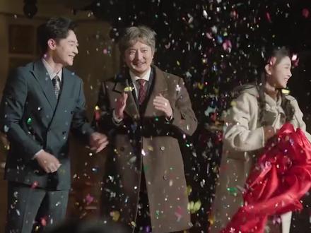 结局二胖长大暴富身价过亿,迎娶富二代冯娟,给老舅舅妈买大别墅 #郭京飞 #王佳佳 #电视剧老舅 #陈明昊#和老舅一起闹腾起来