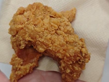 肯德基特大号翅根测评
#肯德基 #测评 #炸鸡