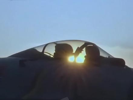 人民海军发布 MV 《箭在弦上》披露反舰导弹画面 台媒热议:解放军已经准备好了#看台海