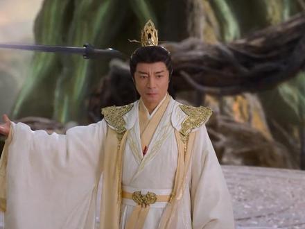 佳偶天成:李莫负要杀陆千乔,辛雄及时出现救他,并传授毕生灵力