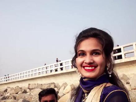 热情的孟加拉女孩