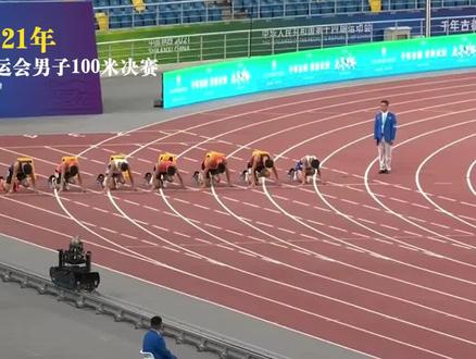 今晚,#苏炳添以9秒95的成绩打破全运会纪录获得冠军。3D模型告诉你,如果让历届全运会男子100米冠军“同台竞技”,62年来我们究竟快了多少?