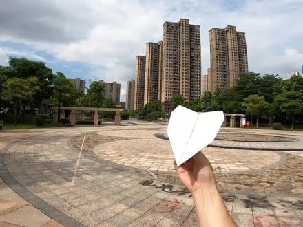 飞得很远还能回旋的QF内锁纸飞机,反折二段掠翼,飞回手里太帅了 #手工折纸 #回旋纸飞机 #童年的纸飞机