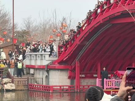 #林子烨 #清明上河园 📷周末开封游清园听说有艺人嘉宾,耶?原来是演雪重子的弟弟