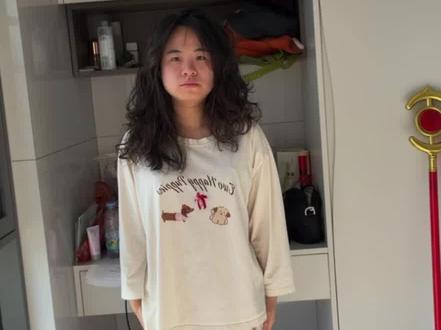 豆包教我跳手势舞23.0
#全网都在跳这个舞 #豆包摇 #豆包 #手势舞