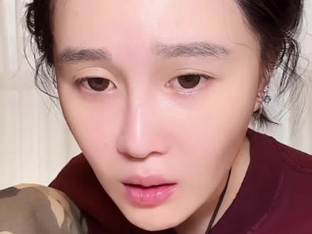 球球为什么离开父母奔赴北京生活?#赵本山女儿球球 #球球老公 #婚姻 #球球日常生活 #爱情@小球球吖