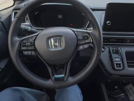 艾力绅大小尺寸MPV 其实还是平时坐4人比较合适 四个人都舒舒服服 油耗低 隔音差点意思 本田嘛 哈哈 机械素质没得说 #万能的抖音 #方向盘 #本田 #艾力绅混动 #mpv