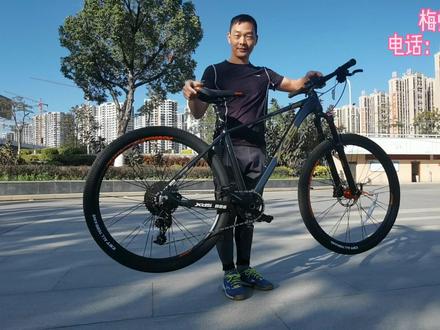 买三千左右的车选什么品牌的什么型号的好?
今天给推荐一款喜德盛的侠客600
采用的是X6超轻航空铝合金车架
美国速联Gx11速套件
镁合金气压前叉
27.5四培林轮组
整车重12kg#山地自行车 #自行车 #山地车 #喜德盛