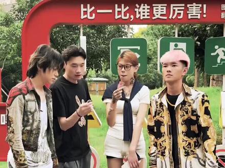 “一只头上顶着火龙果皮的蜜獾”#dou上热门 #头上顶着火龙果皮的蜜獾