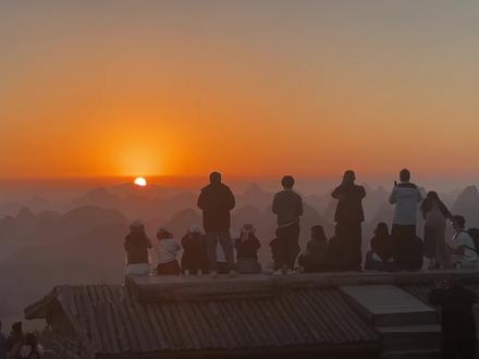 桂林阳朔冬天游玩旅游攻略 桂林阳朔冬天适不适合旅游,冬季的阳朔该怎么玩,看完您就清楚啦 #旅行推荐官 #桂林山水甲天下 #桂林冬季旅游 #阳朔旅游攻略 #阳朔包车旅游