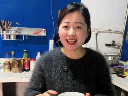 朋友们你们多久没吃过糖打蛋了,虽然食材普通,制作简单,但还是小时候的味道。#记录真实生活 #农村生活 #乡村味道