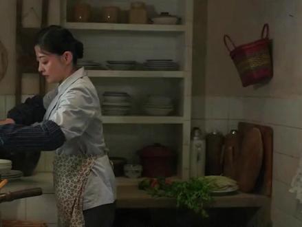 庄好好未婚生子,苏小曼认下庄向上当亲妈,两家人终于融为一体 #好好的时光 #梅婷 #陈昊宇 #好剧推荐 #影视解说