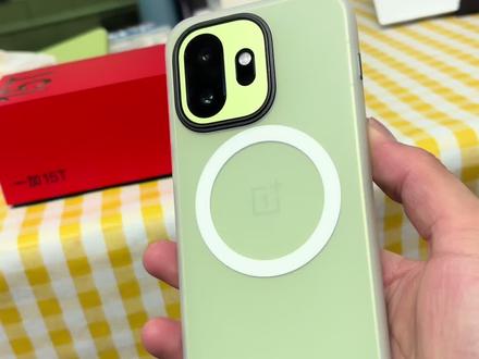 一加15T 售价在意料之外 也在情理之中
#一加 #一加15T #一加手机 #一加15T钢化膜 #一加15T手机壳