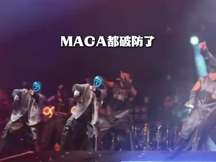 宇树机器人在王力宏成都演唱会上跳舞的视频外网反应