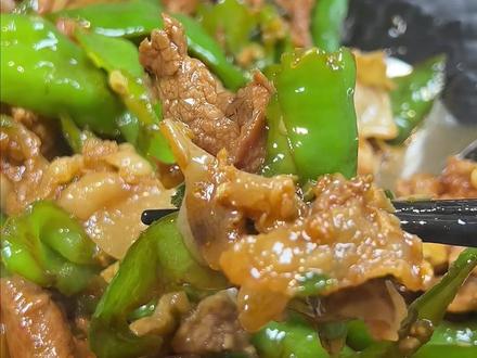 水贝吃这么多硬菜,居然还不到一张#天儿冷吃点啥 #一日一食一记 #好吃不贵经济实惠 #去湘当有味的地方 #湘菜