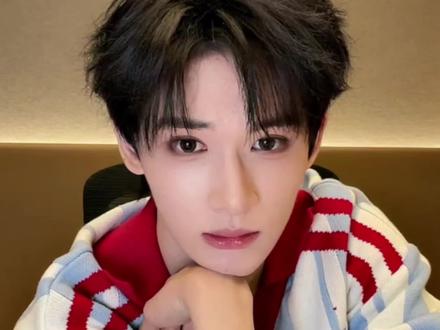 关于余宇涵一次直播叫了几声“媳妇儿”#余宇涵#射手座#帅哥 #洗衣粉儿