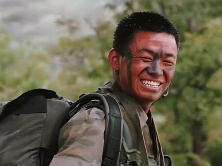 史今终究还是没能留住许三多,被分配到草原五班 #士兵突击 #士兵突击解说 #许三多 #许三多的成长