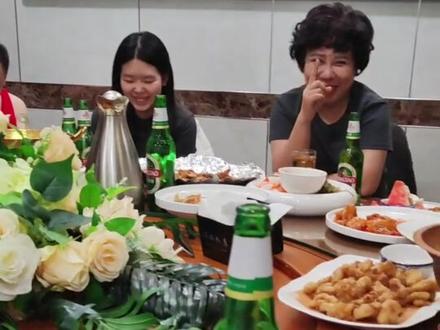 在全国。这才是正规的同学聚会