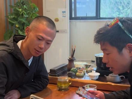 仁寿马拉松破二奖杯太香了,有没有人想要的#仁寿马拉松 #破二奖杯