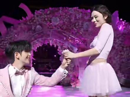 不管前路如何,希望你们在各自的领域持续发光发热,顶峰相见@龙悦🐰(龙浩天妹妹) @峻伊🤍⁹²⁸-101 #伊颜悦色 #纯元cp#理性磕cp