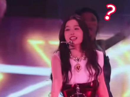 我怎么这么好看😝#舞台 #女团 #王书欣