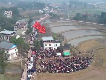 1月12号重庆合川呆呆妹家吃刨猪汤 #重庆 #合川 #重庆dou知道 #山城 #记录家乡美景