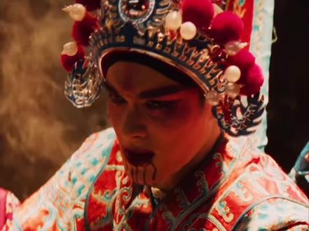 #京剧 #ENEMY
忠烈之血,可镇一方邪祟
“今我二人”
“今我夫妻二人”
以身魂献祭,镇压一方邪祟
这眼神太怼了啊!