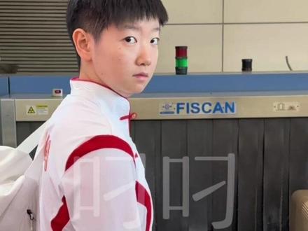 我:莎莎欢迎你再来杭州
莎局:点头
呜呜呜跟莎莎互动真的好开心
真心希望小莎能多来杭州 我们下次见
#孙颖莎 #杭州亚运会 #国乒
🈲️二传