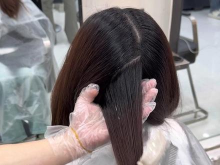 刷膏分区流程技术讲解视频
认真观看、非常实用的#染发 #染发教程