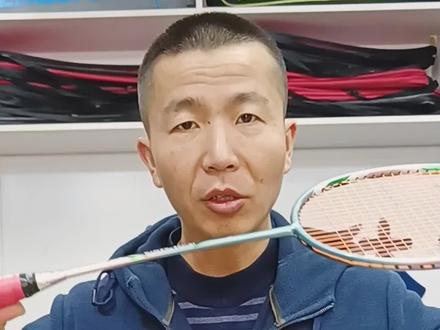 胜利驭纳米6,攻守兼备偏进攻#体育用品 #羽毛球拍 #羽毛球 #羽毛球拍推荐
