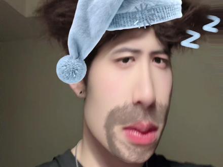 为什么我打完喷嚏一点也不萌#西装男 #转场 #打喷嚏变身