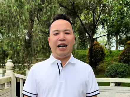 不管往后如何,我只希望老廖生活更好一点,我也会一如继往的做好自己的牛仔裤!#九分牛仔裤 #男士牛仔裤 #夏季超薄牛仔裤