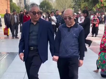 孙大爷跳舞模版ai特效教程来啦!#孙大爷跳舞 #孙大爷 孙大爷脑血栓跳舞 #孙大爷摇摆舞剪映孙大爷跳舞原视频孙大爷跳舞模仿搞笑 孙大爷跳舞教学孙大爷广场舞 #剪映 孙大爷经典尬舞动作孙大爷广场舞模仿孙大爷摇摆舞教学孙大爷摇摆舞动作孙大爷摇摆舞跟跳孙大爷摇摆舞效果 孙大爷摇摆舞队形孙大爷摇摆舞服装 孙大爷摇摆舞音乐 模仿孙大爷跳舞 孙大爷魔性跳舞 孙大爷灵魂舞步 孙大爷尬舞名场面 孙大爷脑血栓摇摆舞 孙大爷跳舞名场面 孙大爷广场舞名场面孙大爷跳舞跟拍孙大爷跳舞变装 孙大爷跳舞卡点 孙大爷跳舞表情包 孙大爷跳舞