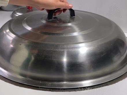 想要清明粿青团颜色翠绿不黄不黑,拌米粉时多做一步,翠绿又软糯 #地方特色美食 #青团 #艾草