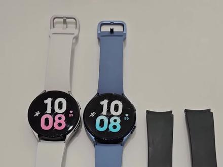 三星watch5系列,支持接打电话,微信回复消息,支付宝支付,身体成分检测,血氧饱和度,心率,压力检测,等等功能,喜欢的朋友来找我吧