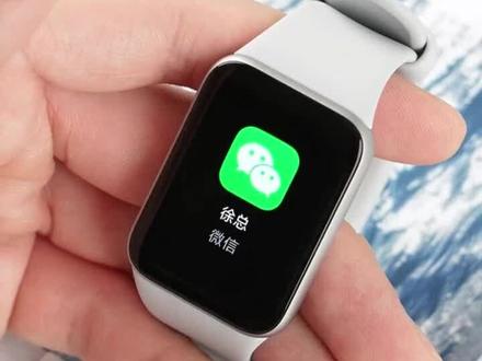小米手环10Pro新品,9.7毫米超薄航空铝合金机身,21.6克无感佩戴,1.74英寸2000nits高亮大屏。4灯2PD高精度心率传感器,准确率98.2%,首次支持睡眠HRV监测。160加运动模式、5ATM防水,磁吸快充25分钟80%,21天超长续航。标准版399元起,陶瓷版质感拉满,适配苹果生态,性价比炸裂!#小米手环 #手环 #健康监测设备 #超长续航手环 #数码新品
