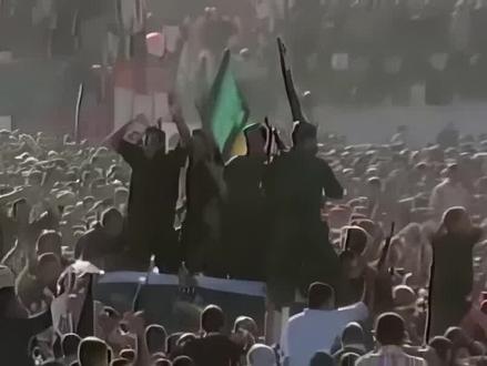 阿拉法特国葬珍贵影像,2004离奇患病,死后9年发现放射性钋元素#历史#历史故事#阿拉法特#巴勒斯坦#钋元素