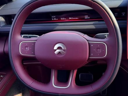 蔚来ES8方向盘的按键功能详解来啦!准备提车或者刚提车的车友赶快学习起来!#蔚来 #es8 #用车知识 #方向盘功能键