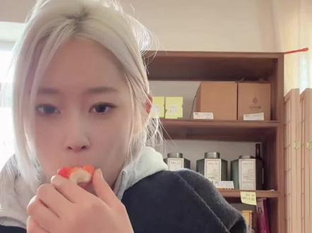 12月16凳子和韩子夜同框直播录屏@小凳 @韩子夜