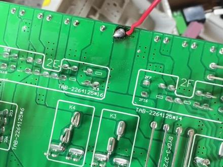比亚迪F3无法启动,燃油泵不通电线路虚接,飞一根线解决问题#汽车保养与维修 #专业的事交给专业的人