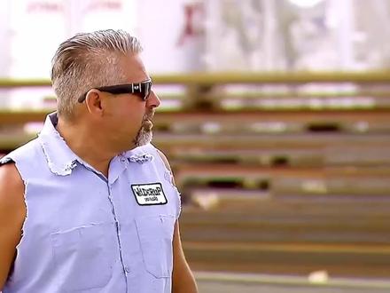 1/3 把一辆1930年的卡车改装成擎天柱是一种什么体验? #卡车 #擎天柱 #改装