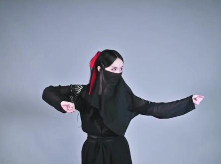 女生跳这首歌可能会很酷哦~#七三姑娘 #汉服 #下山