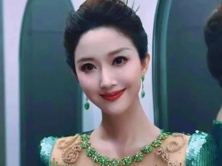 2026年央视春晚主持阵容揭晓刘心悦华丽登场